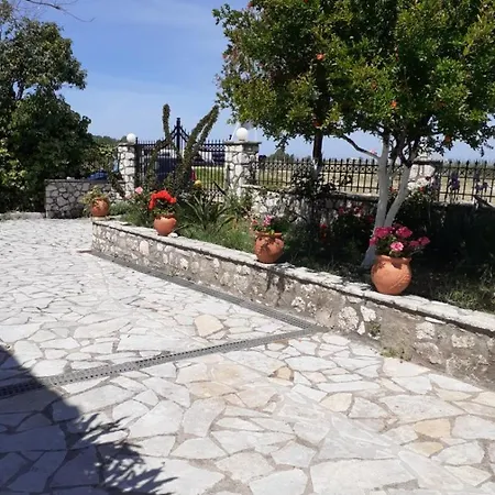 Lejlighed Agrambeli &