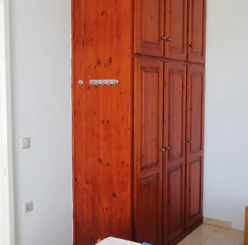Agrambeli & *